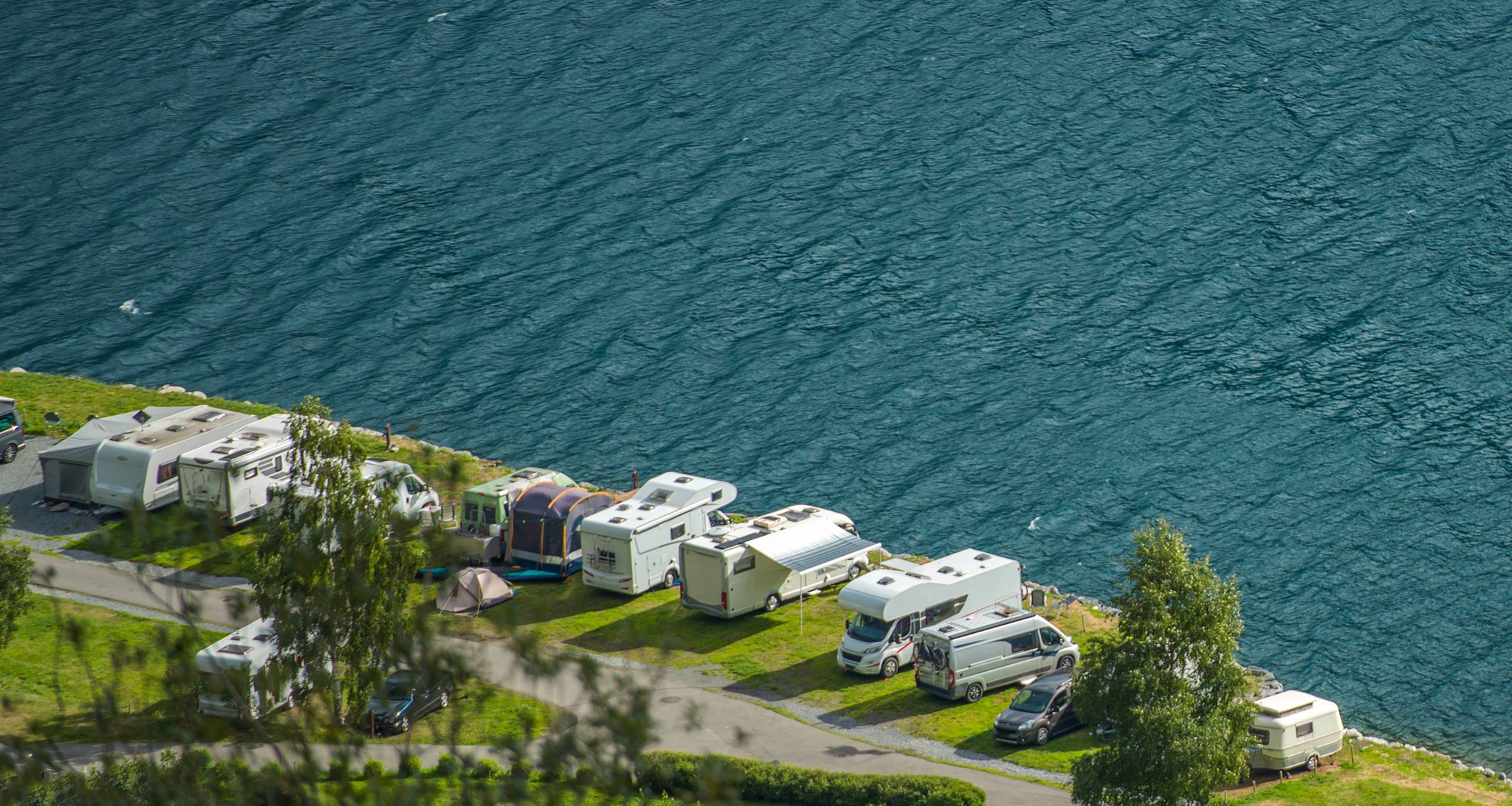 Parking de caravanas autocaravanas y furgonetas campers en