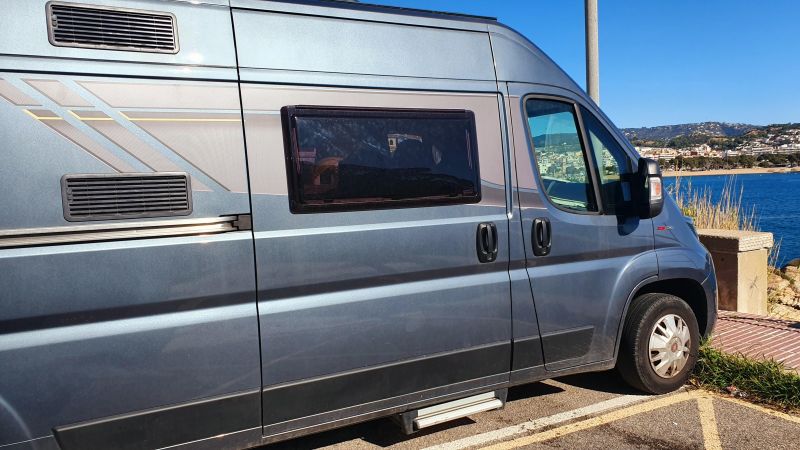 En venta Benimar Benivan B116 Azul 2019 Tarragona foto 1