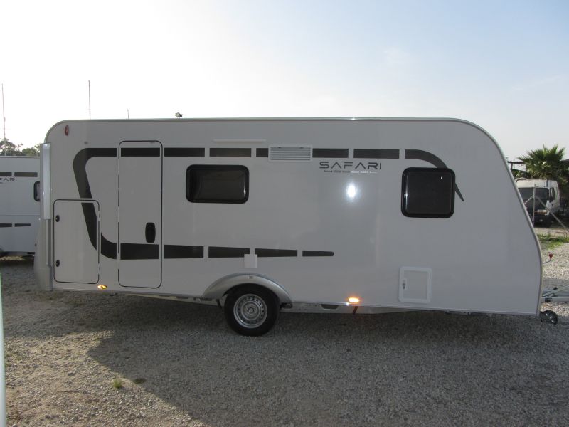 En venta Across Safari 485 SDL  Blanco 2025 Sevilla foto 2