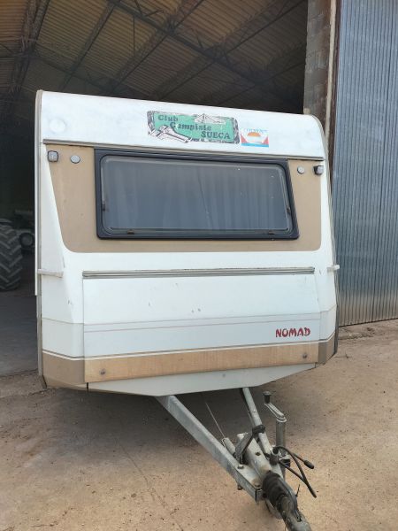 En venta Dethleffs RC RALLY NOMAD Blanco 1995 Teruel foto 2