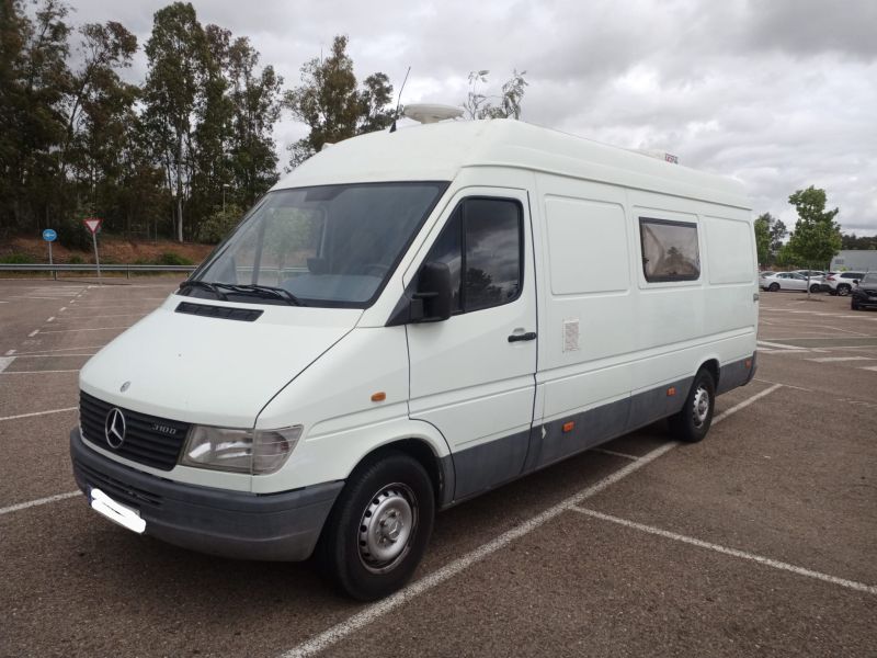 En venta Mercedes-Benz Sprinter Blanco 1997 Málaga foto 1