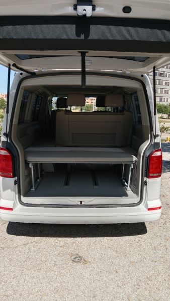 En venta Volkswagen California beach Blanco 2017 Málaga foto 4