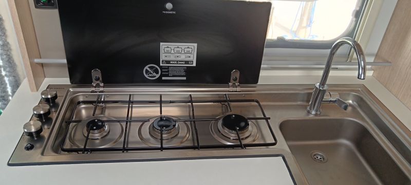 En venta Adria Aviva 522 pt Blanco 2022 Álava foto 6