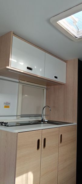 En venta Adria Aviva 522 pt Blanco 2022 Álava foto 7