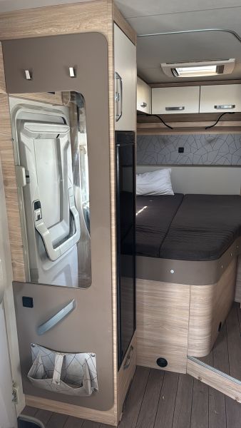 En venta Weinsberg ato autocaravana carado t447 perfilada2021 Blanco 2021 Valencia foto 7