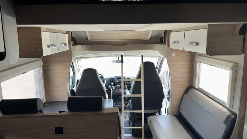 En venta Weinsberg ato autocaravana carado t447 perfilada2021 Blanco 2021 Valencia foto 18
