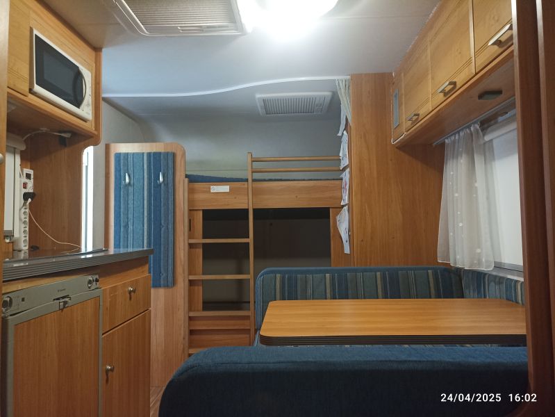 En venta Bürstner PREMIO 485 TK Blanco 2008 Guipúzcoa foto 3