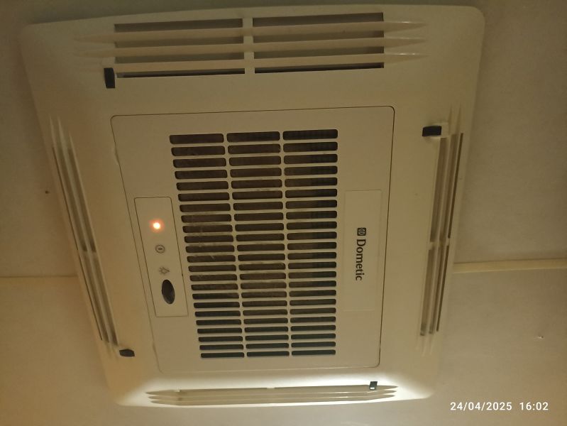 En venta Bürstner PREMIO 485 TK Blanco 2008 Guipúzcoa foto 6