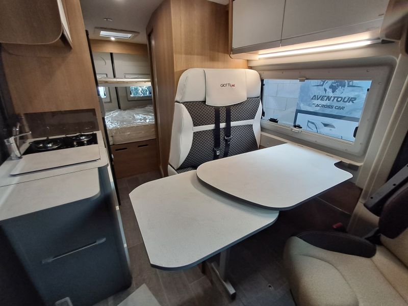 En venta Giotti LineGlobecar Giottiline Giottivan 60B Privilege 2025 Peugeot Stellantis  Blanco 2025 Barcelona foto 10