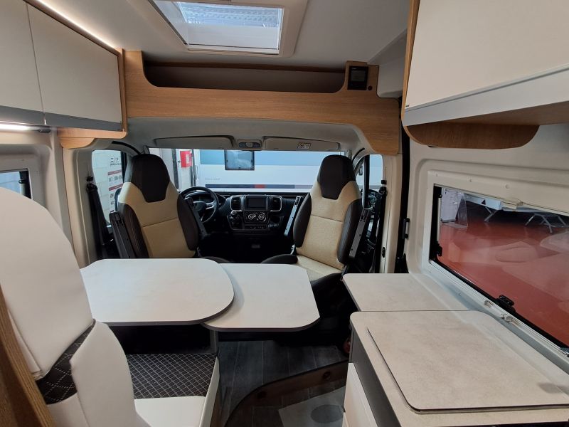 En venta Giotti LineGlobecar Giottiline Giottivan 60B Privilege 2025 Peugeot Stellantis  Blanco 2025 Barcelona foto 13