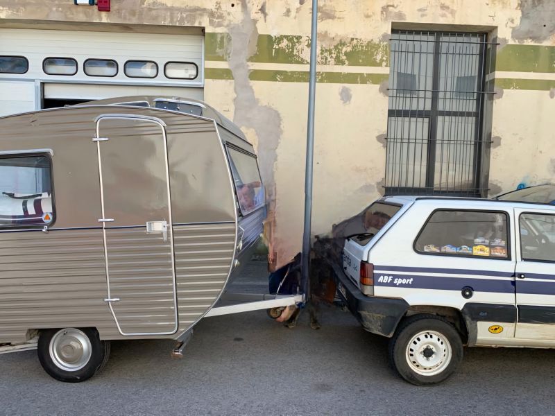 En venta Carado Caravana Catusa Gris 1975 Girona foto 2