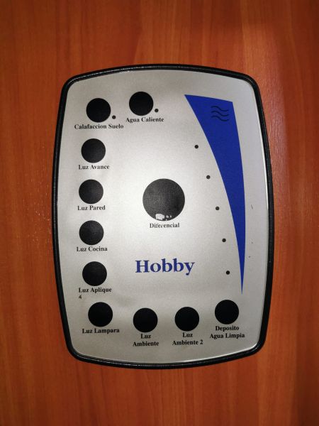 En venta Hobby 540WLU Blanco 2008 Barcelona foto 6