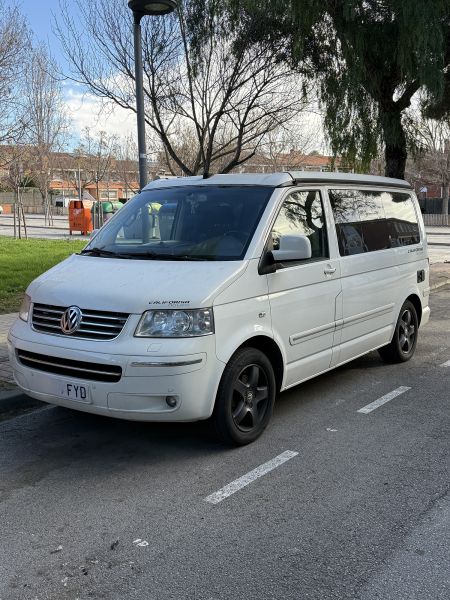 En venta Volkswagen CALIFORNIA NO LIMIT (Ed. Limitada) Blanco 2008 Barcelona foto 1