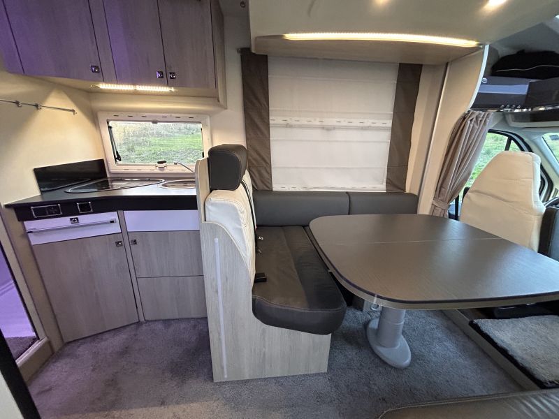 En venta Challenger Genesis 290 Special Edition  Blanco 2017 Barcelona foto 15