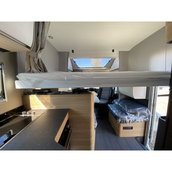 En venta Adria Matrix Plus 670 SC Blanco 2021 Barcelona foto 8