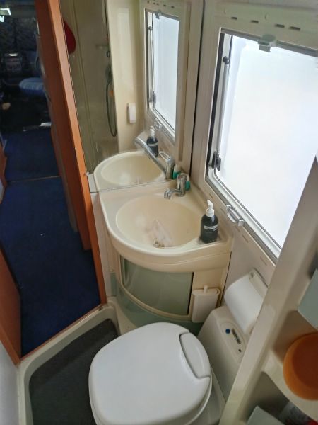 En venta Fiat fiat ducato s54 2.8 128cv (ampliado a 150cv) Blanco 2005 Madrid foto 10