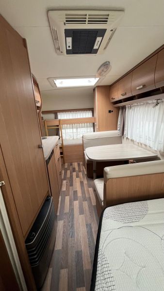 En venta Knaus Sport 500 FDK Blanco 2016 Barcelona foto 7