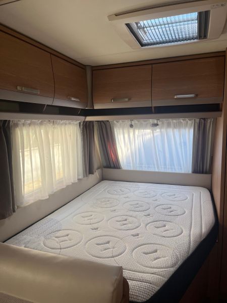 En venta Knaus Sport 500 FDK Blanco 2016 Barcelona foto 11