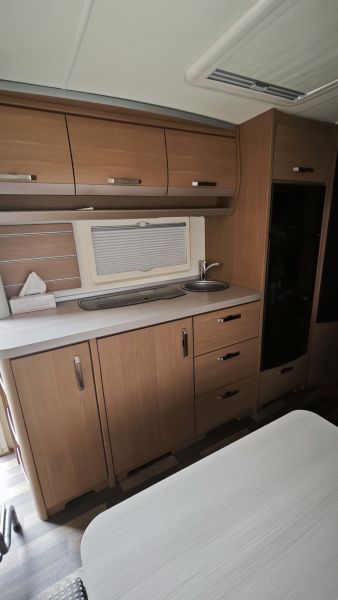 En venta Knaus 580 QS SPORT Blanco 2015 Barcelona foto 14