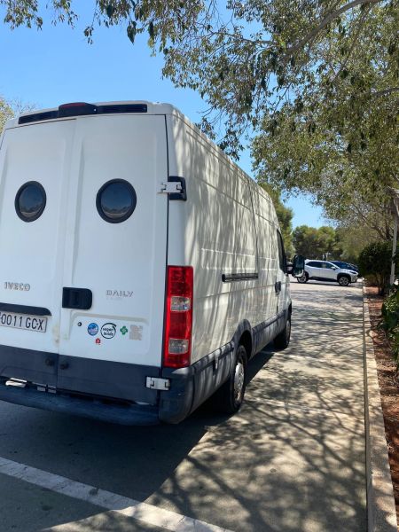 En venta Iveco DAILY Blanco 2008 Valencia foto 9