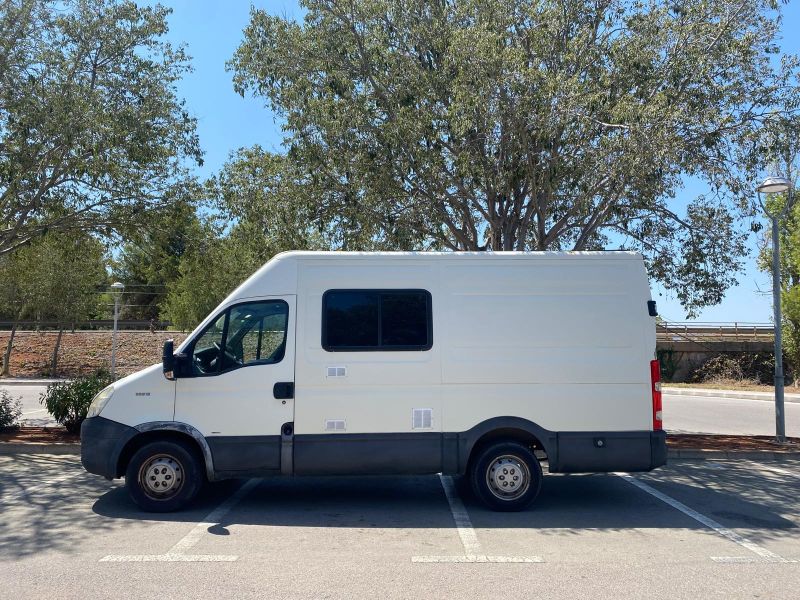 En venta Iveco DAILY Blanco 2008 Valencia foto 10
