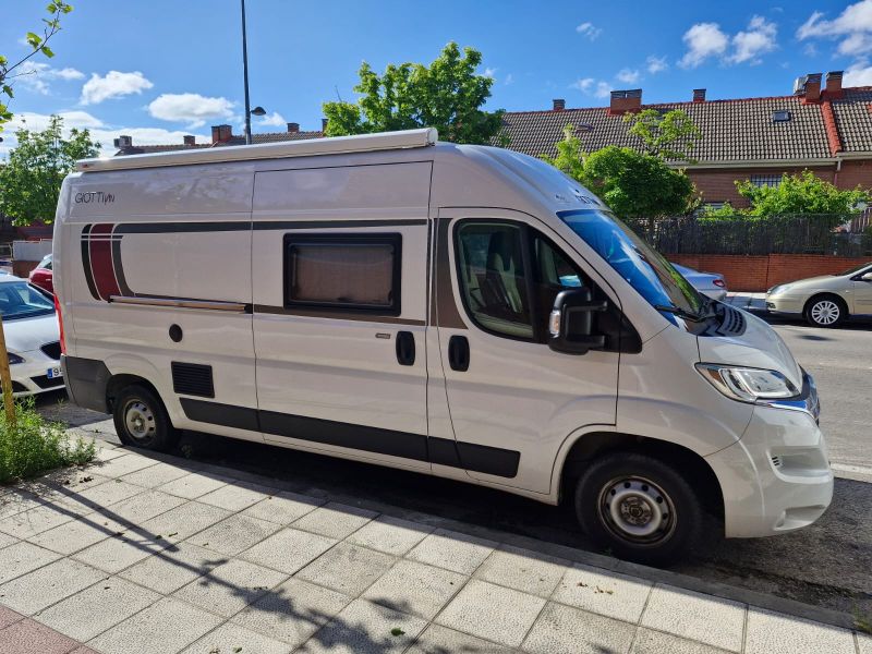 En venta Citroën GIOTTIVAN 60B Blanco 2023 Madrid foto 1