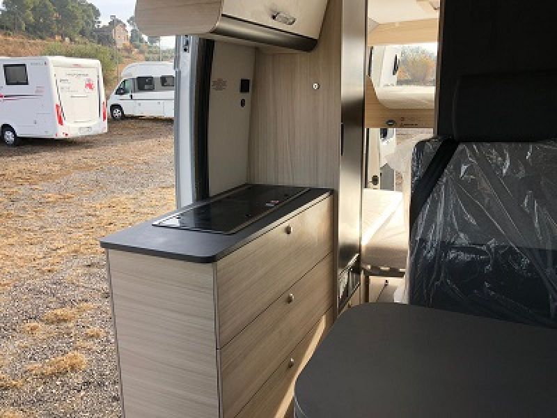 En venta Sun Living V60 SP FAMILY Blanco 2022 Barcelona foto 13