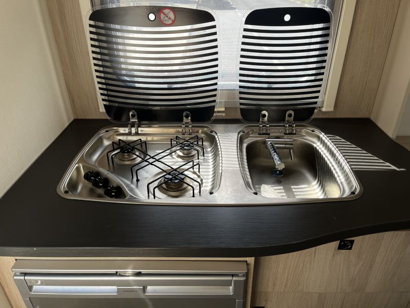 En venta Sterckeman Starlett 400CP Comfort Blanco 2021 Madrid foto 8