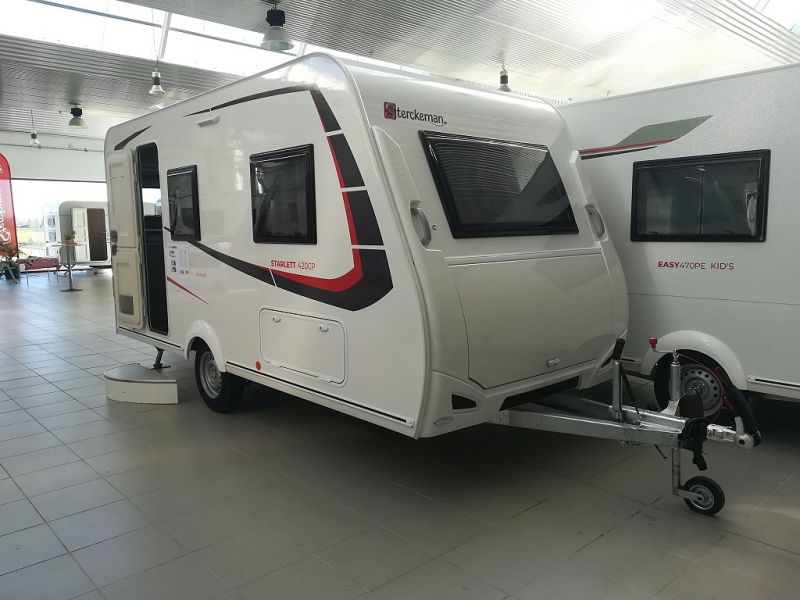 En venta Sterckeman Starlet Confort 420 CP Blanco 2021 Álava foto 1