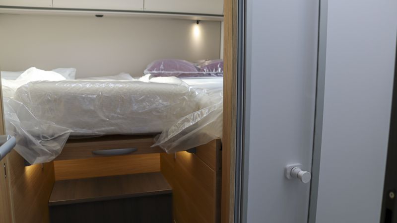 En venta Adria Matrix Axess 670 SC Blanco 2025 Barcelona foto 12