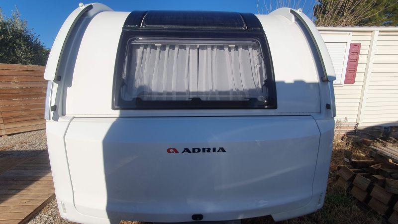 En venta Adria ADORA 593 UP Blanco 2023 Barcelona foto 4