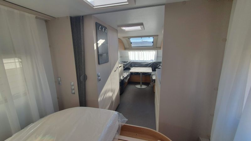 En venta Adria ADORA 593 UP Blanco 2023 Barcelona foto 14