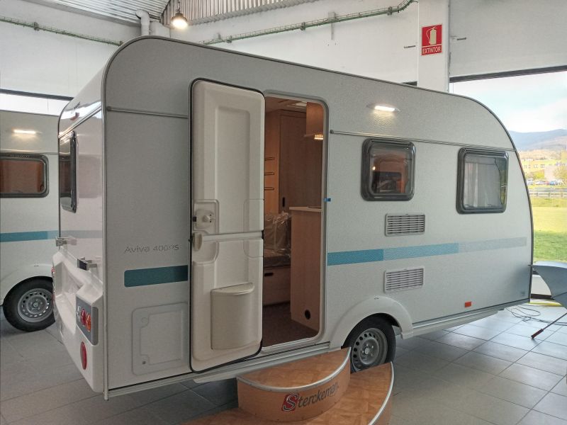 En venta Adria Aviva 400 PS 2021 Nuevo Blanco 2021 Álava foto 1