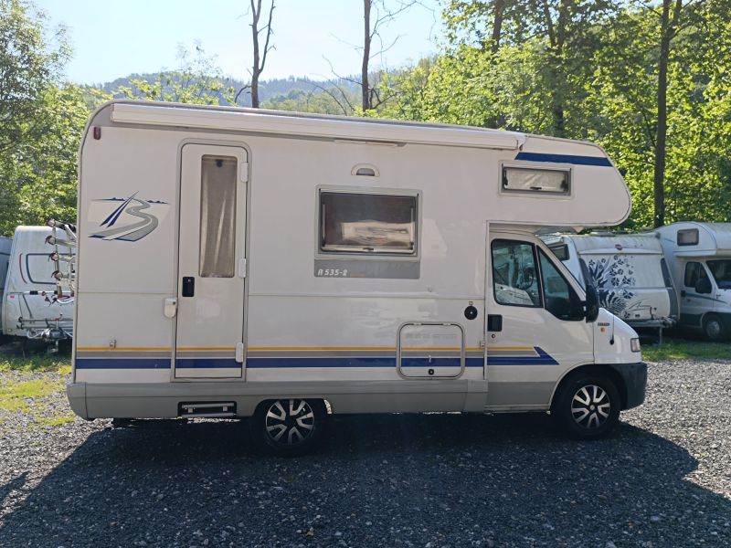 En venta Bürstner Bürstner A535-2 Active  Blanco 2000 Guipúzcoa foto 1