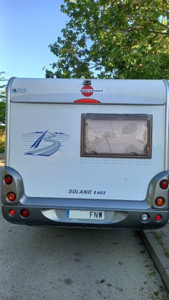 En venta Bürstner Solano T602 Blanco 2007 Madrid foto 2