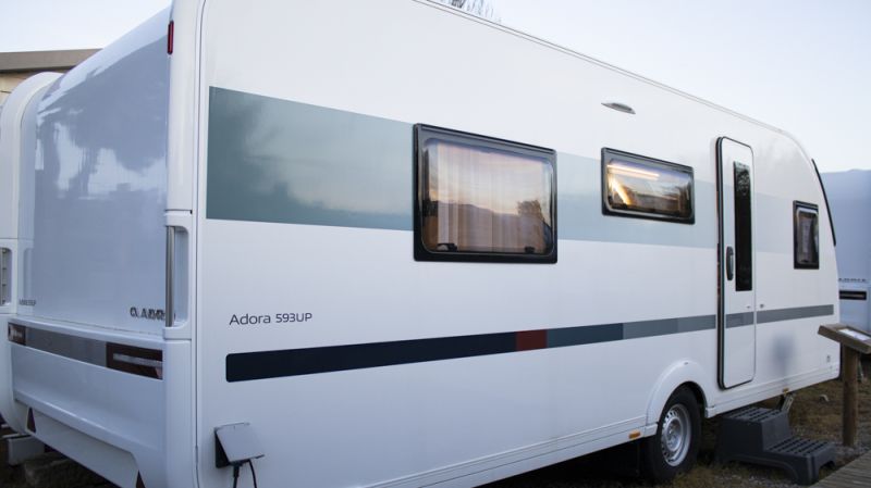 En venta Adria ADORA 593 UP Blanco 2023 Barcelona foto 2