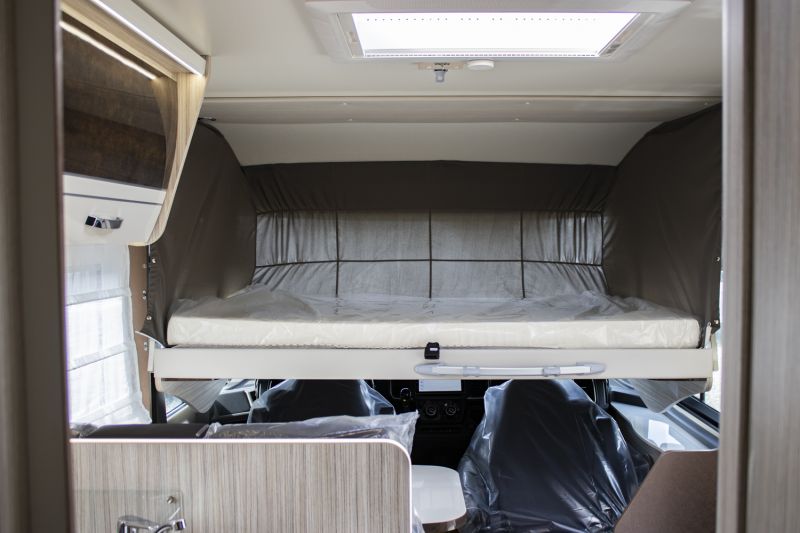 En venta Elnagh MAGNUM 530 Automática 180Cv 2025 Blanco 2025 Barcelona foto 11