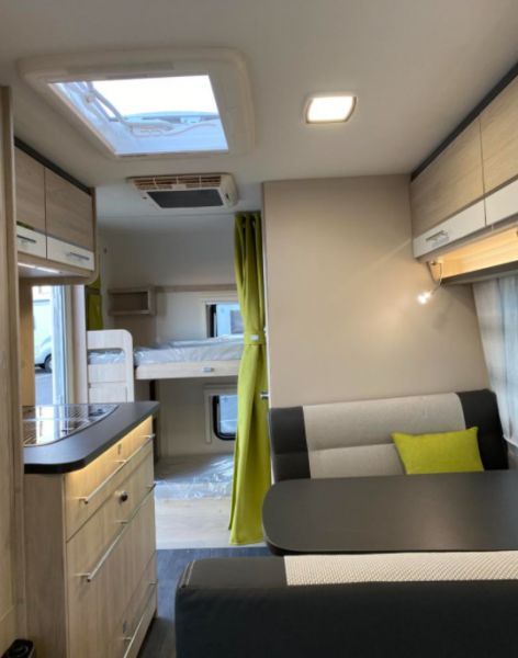 En venta Sterckeman Starlett comfort 470PE 3P Blanco 2019 Barcelona foto 5