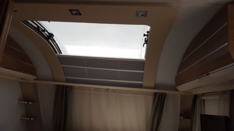 En venta Adria Adora 575pt Blanco 2015 Toledo foto 2