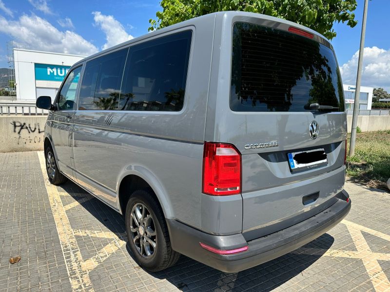En venta Volkswagen 2.0 TDI TRENDLINE C 150 Gris 2016 Barcelona foto 3
