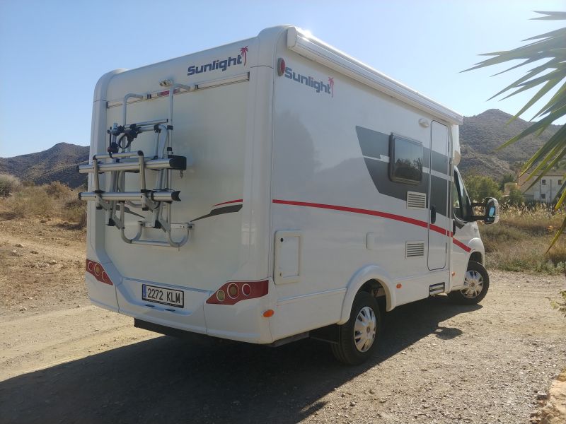 En venta Fiat Ducato Sunlight T58 Blanco 2018 Murcia foto 2