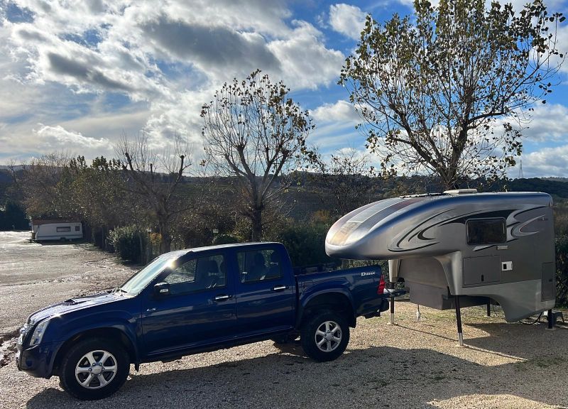 En venta Vario Cellula Mondopickup Musica + Isuzu 4x4 Azul 2008 Barcelona foto 5