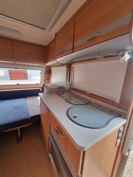 En venta Knaus Sport 400 LK Blanco 2007 Valencia foto 3