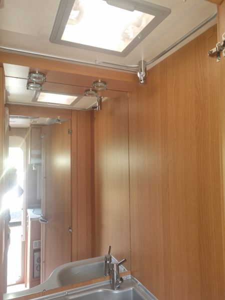 En venta Knaus Sport 400 LK Blanco 2007 Valencia foto 15