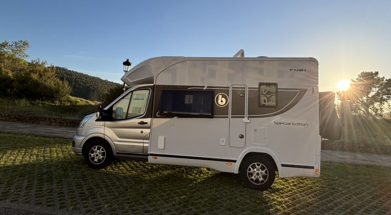 En venta Benimar Tessoro 481 Edición Especial  Blanco 2024 Málaga foto 20