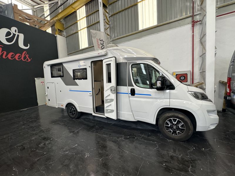 En venta Sun Living C65 SL Blanco 2023 Barcelona foto 1