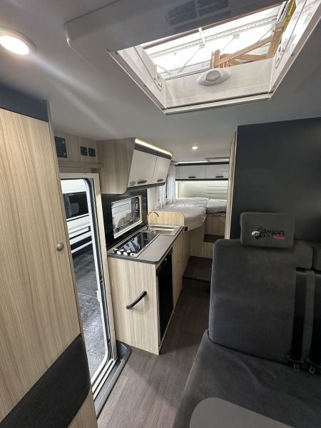 En venta Sun Living C65 SL Blanco 2023 Barcelona foto 3