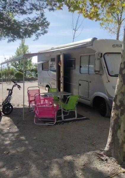En venta Hymer / Eriba / Hymercar HYMER CLASSE EJ 636  Gris 2009 Toledo foto 1