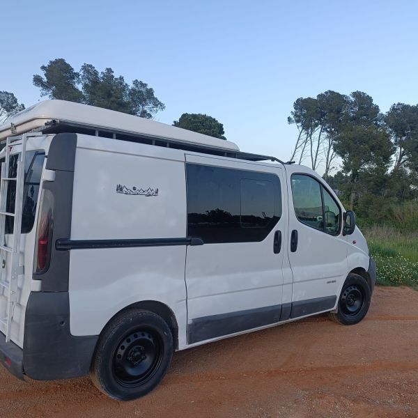 En venta Renault Nisan Primastar Blanco 2004 Barcelona foto 3