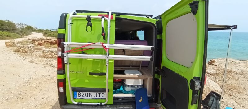 En venta Renault renault trafic Verde 2016 Castellón foto 9